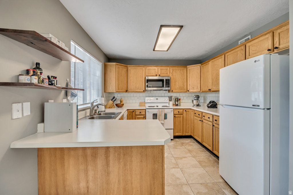 7638 S REDWOOD RD #11 West Jordan, UT 84084