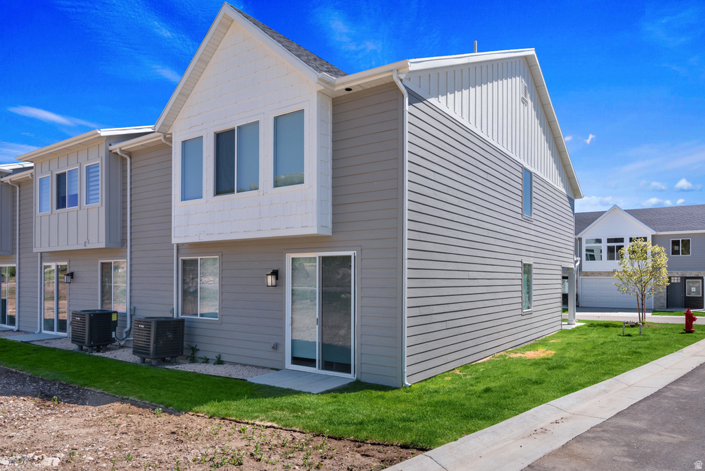533 BLUE LAKE ST Garden City, UT 84028