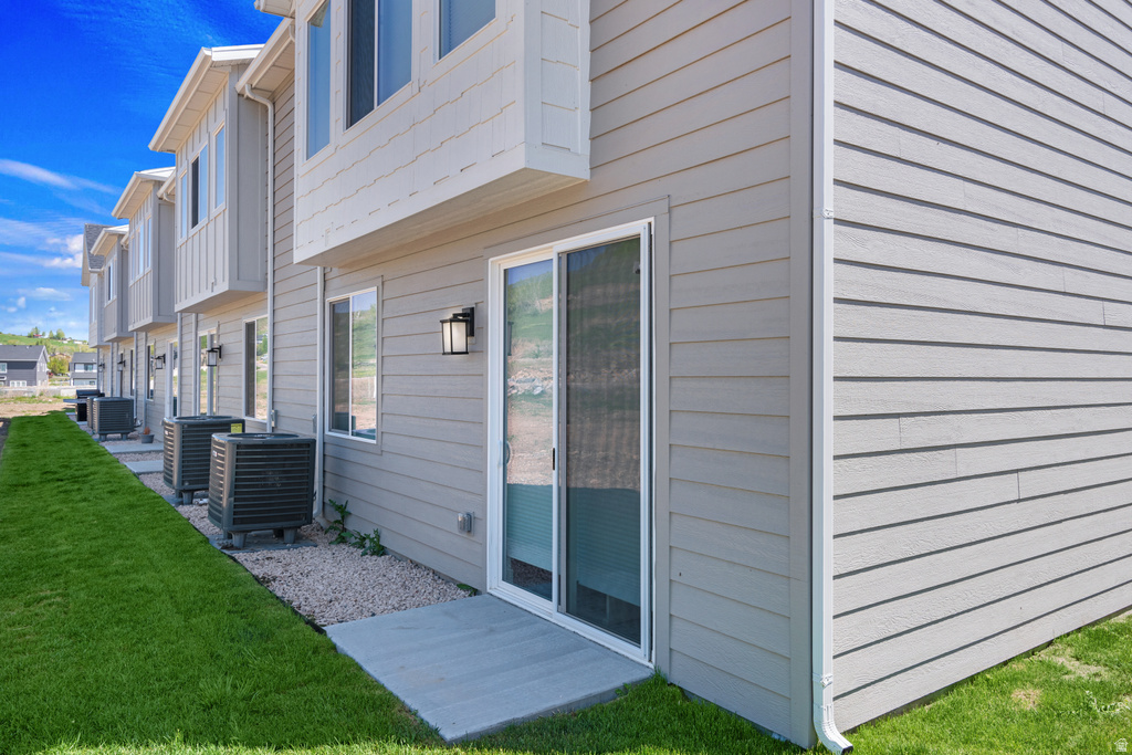 533 BLUE LAKE ST Garden City, UT 84028