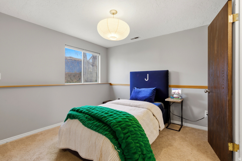 1048 E CHERRY LN Layton, UT 84040