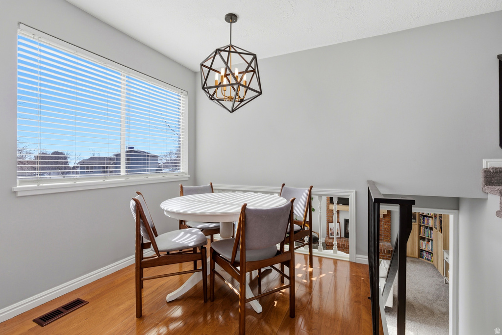 1048 E CHERRY LN Layton, UT 84040