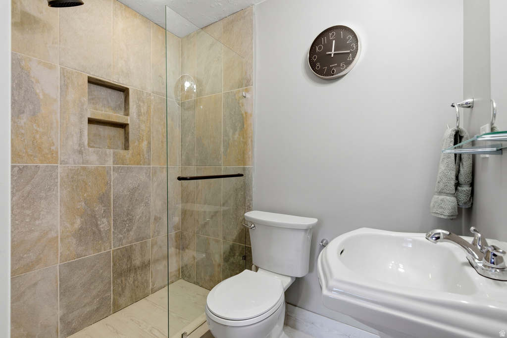 1048 E CHERRY LN Layton, UT 84040