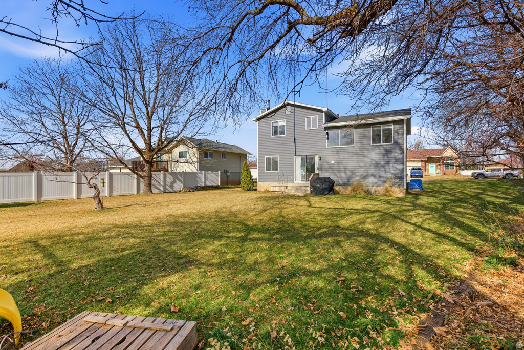 1048 E CHERRY LN Layton, UT 84040