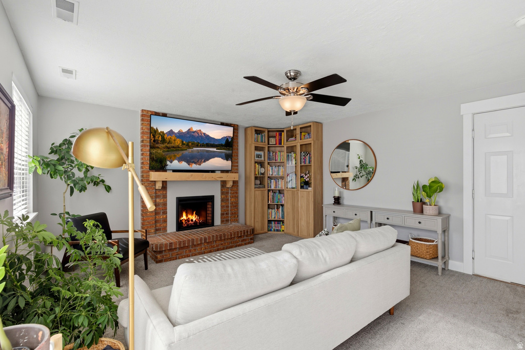 1048 E CHERRY LN Layton, UT 84040