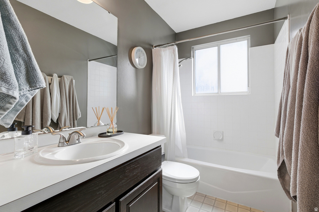 1048 E CHERRY LN Layton, UT 84040