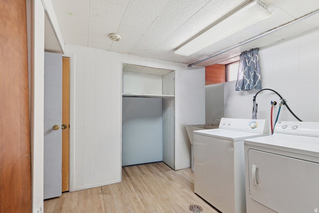 220 W 4800 S Washington Terrace, UT 84405