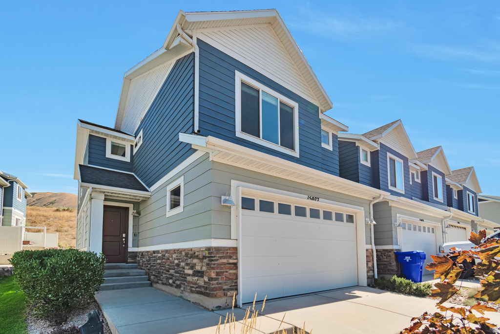 15077 S GALLANT DR Bluffdale, UT 84065