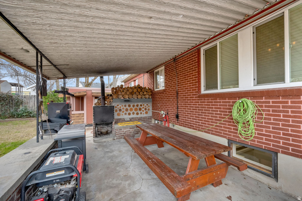 4558 S 300 W Washington Terrace, UT 84405