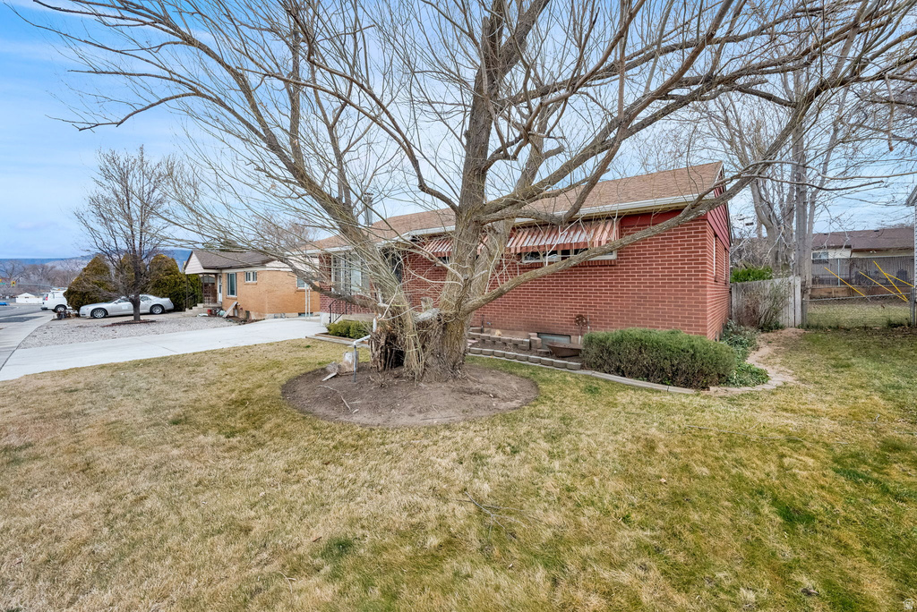 4558 S 300 W Washington Terrace, UT 84405
