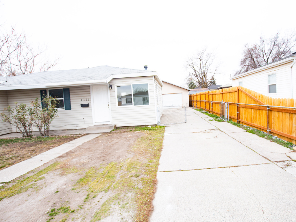 4361 W 5740 S Kearns, UT 84118