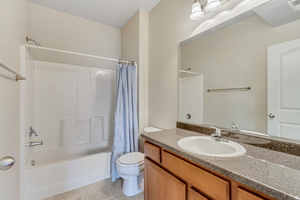 203 E JORDAN RIDGE BLVD #204 Saratoga Springs, UT 84045