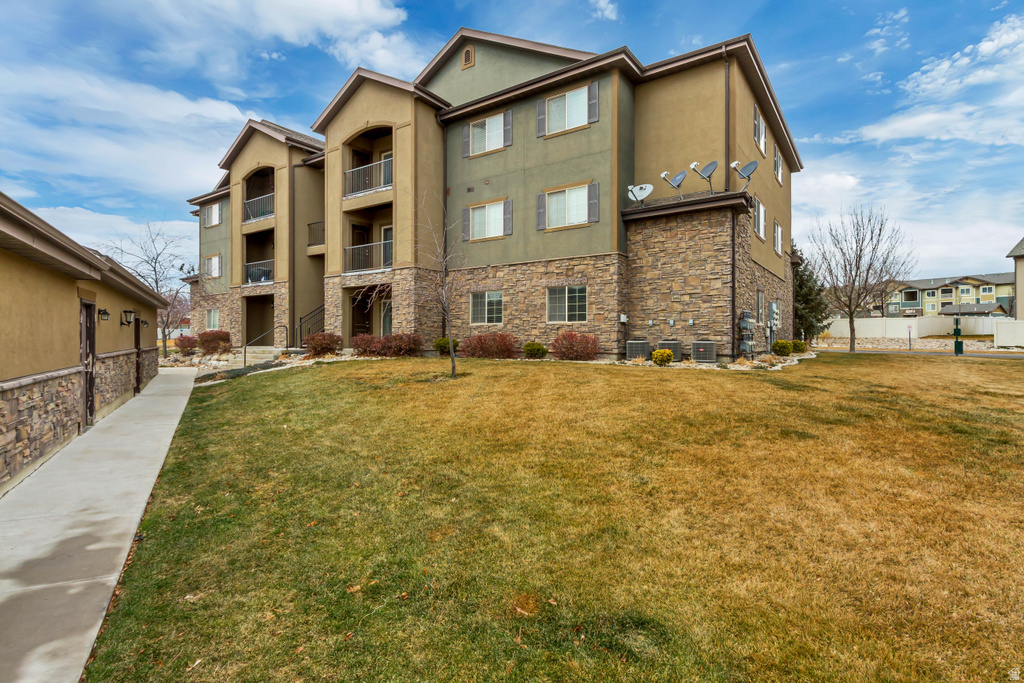 203 E JORDAN RIDGE BLVD #204 Saratoga Springs, UT 84045