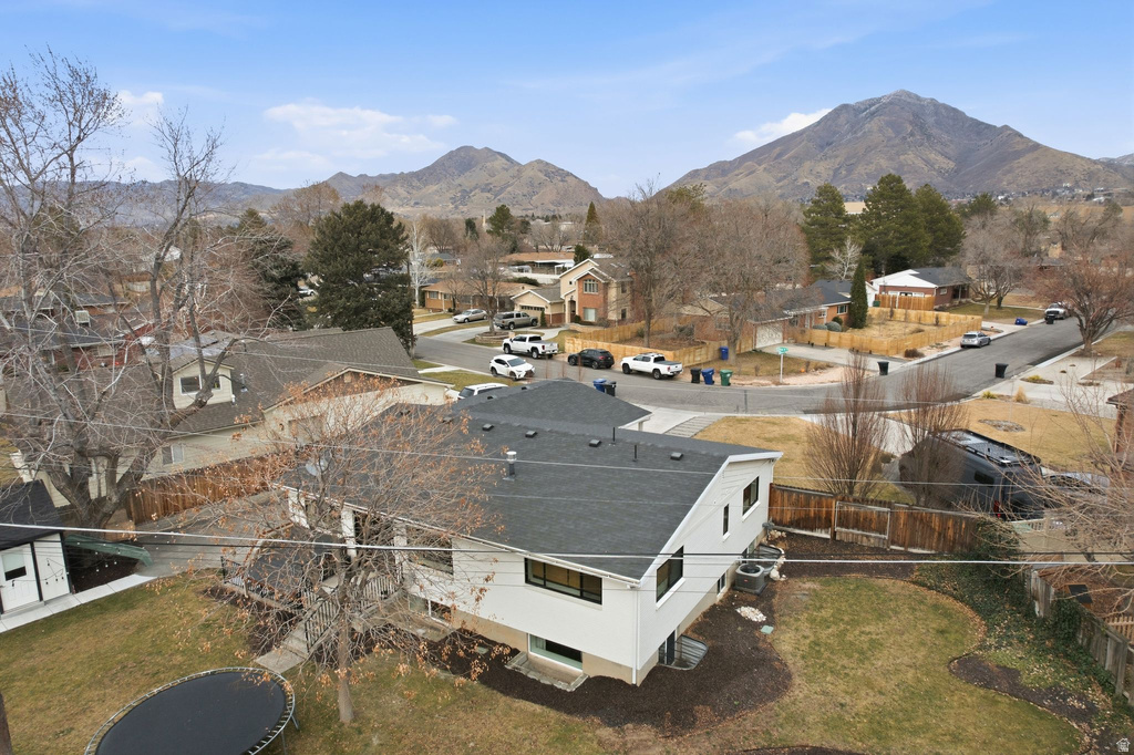 4020 S OLIVER DR Holladay, UT 84124