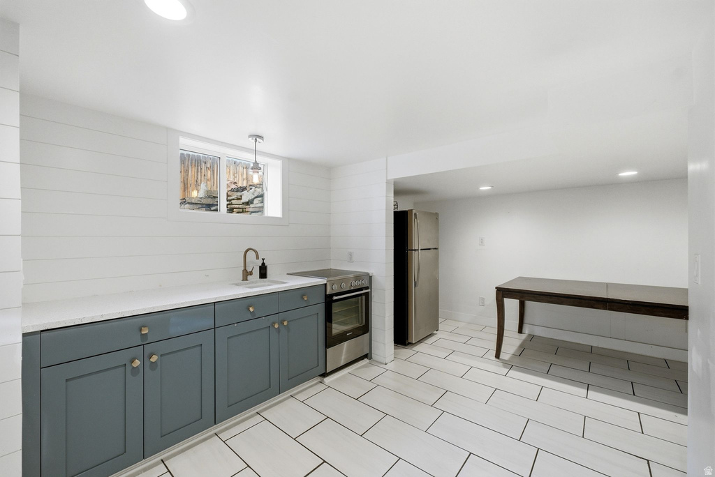 4020 S OLIVER DR Holladay, UT 84124