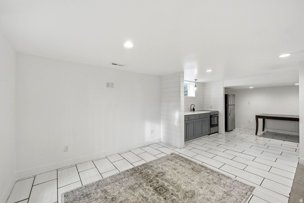 4020 S OLIVER DR Holladay, UT 84124