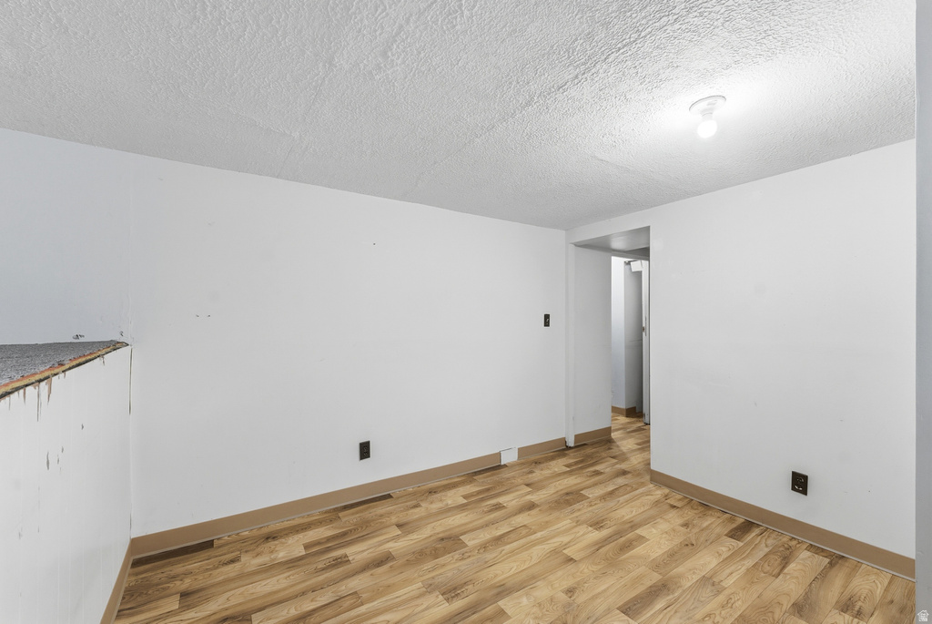 687 E 6TH AVE Salt Lake City, UT 84103