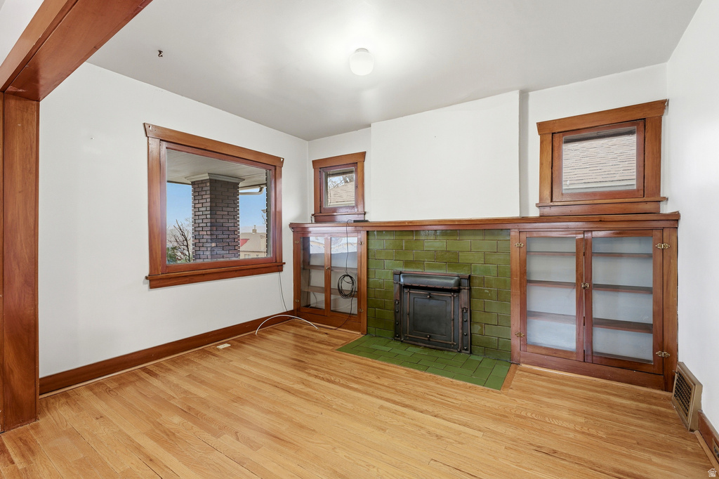 687 E 6TH AVE Salt Lake City, UT 84103