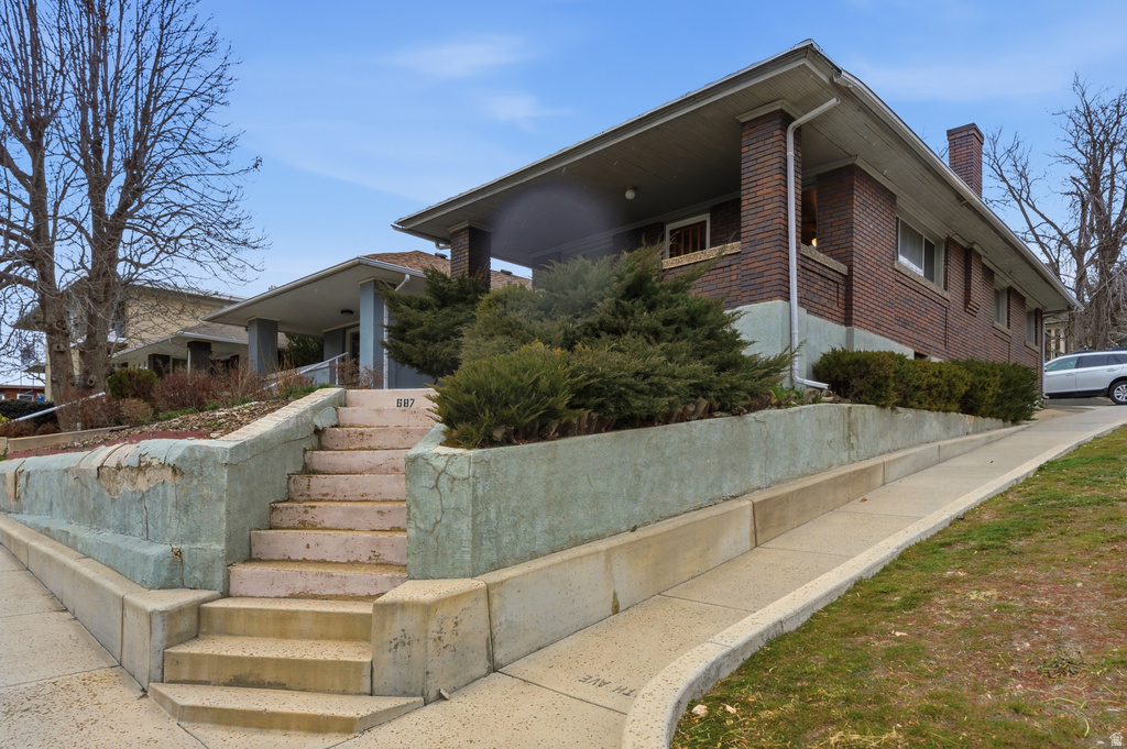 687 E 6TH AVE Salt Lake City, UT 84103