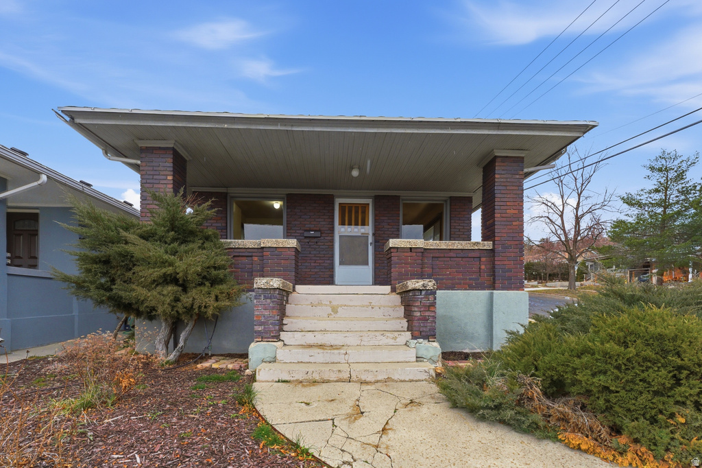 687 E 6TH AVE Salt Lake City, UT 84103