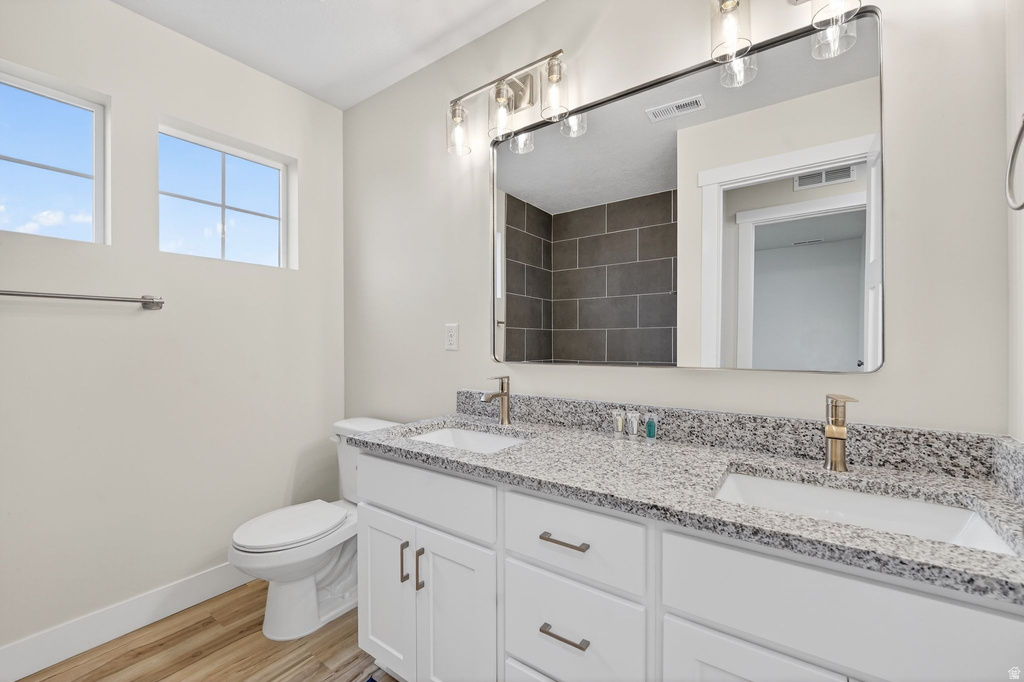 5781 S TRIPP LN Murray, UT 84123