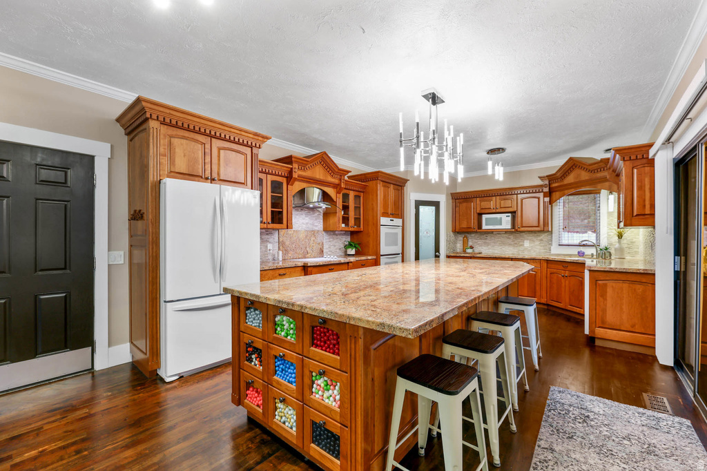 2342 E CHARROS RD Sandy, UT 84092