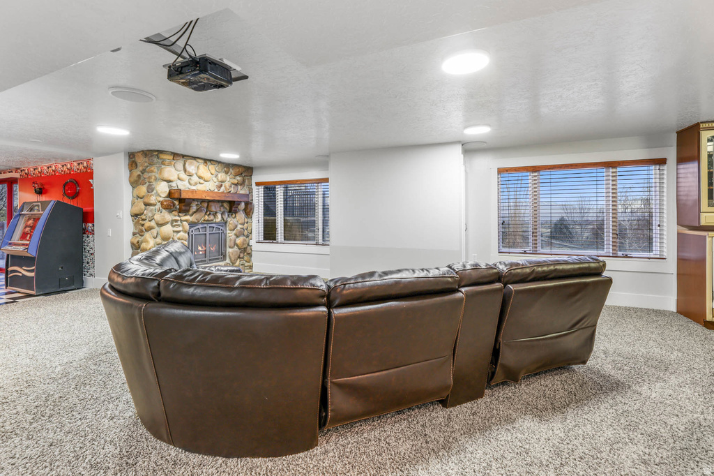 2342 E CHARROS RD Sandy, UT 84092