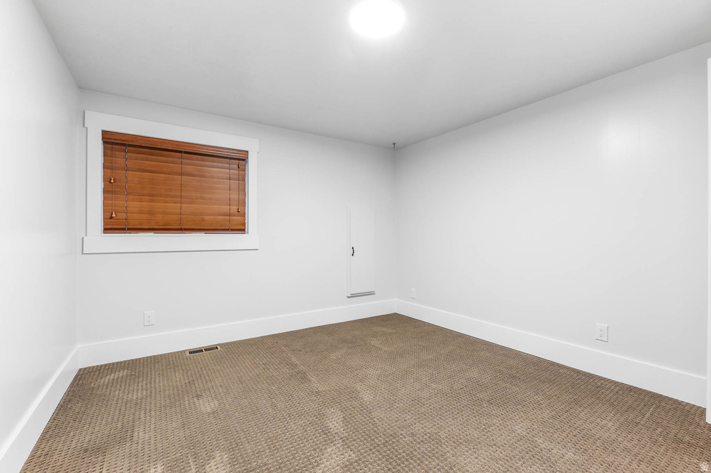 2342 E CHARROS RD Sandy, UT 84092