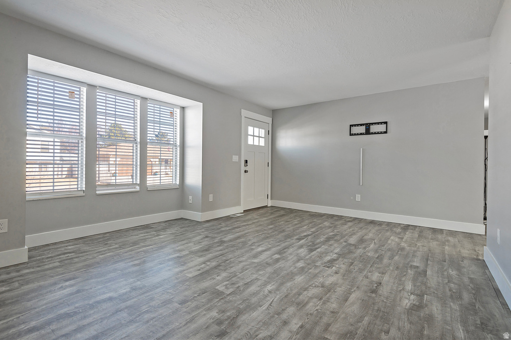 2553 W MASONS MILE DR Taylorsville, UT 84129