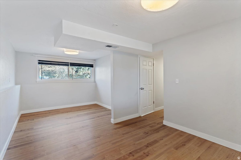 1593 E 6600 S Uintah, UT 84405