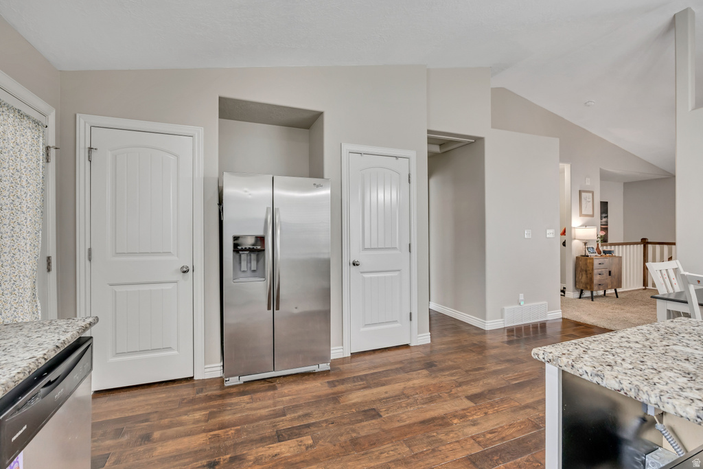 1663 E SHADOW DR Eagle Mountain, UT 84005