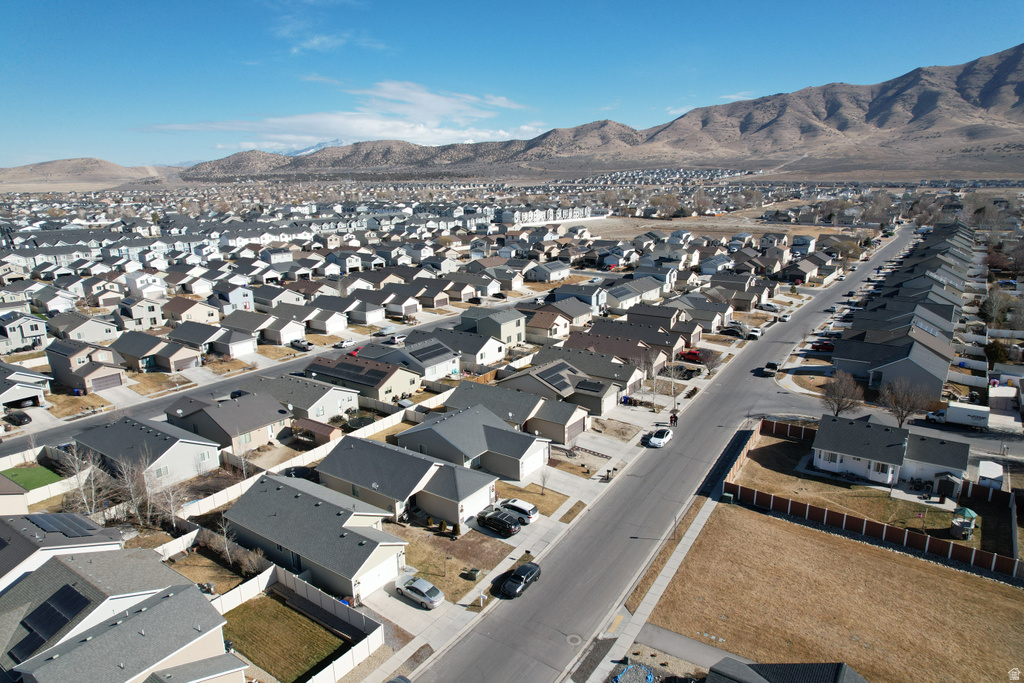 1663 E SHADOW DR Eagle Mountain, UT 84005