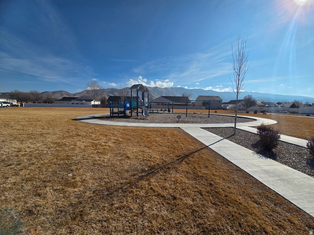 1663 E SHADOW DR Eagle Mountain, UT 84005