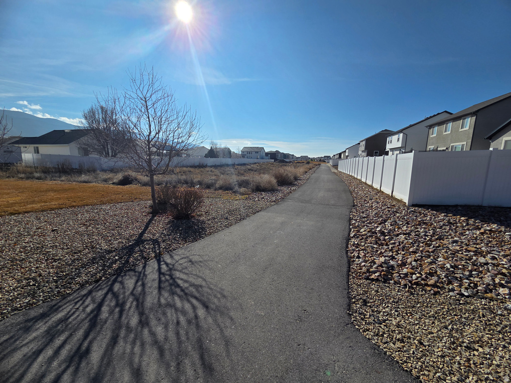 1663 E SHADOW DR Eagle Mountain, UT 84005