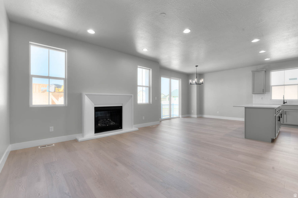2366 S 1230 W Syracuse, UT 84075