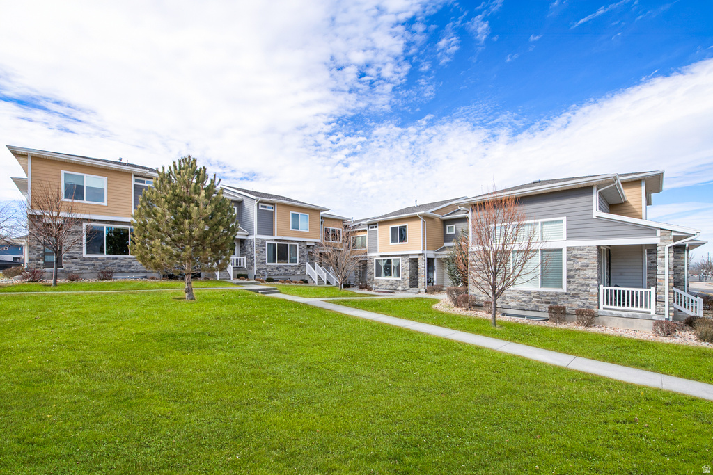 15417 S NAVY TRAILS LN Bluffdale, UT 84065