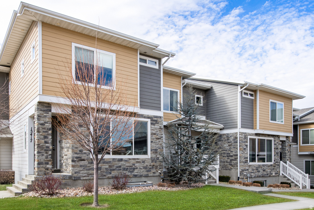 15417 S NAVY TRAILS LN Bluffdale, UT 84065