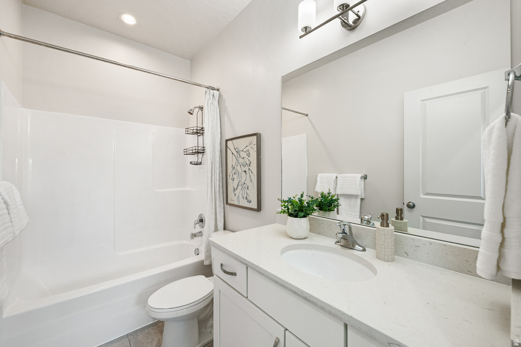 15417 S NAVY TRAILS LN Bluffdale, UT 84065