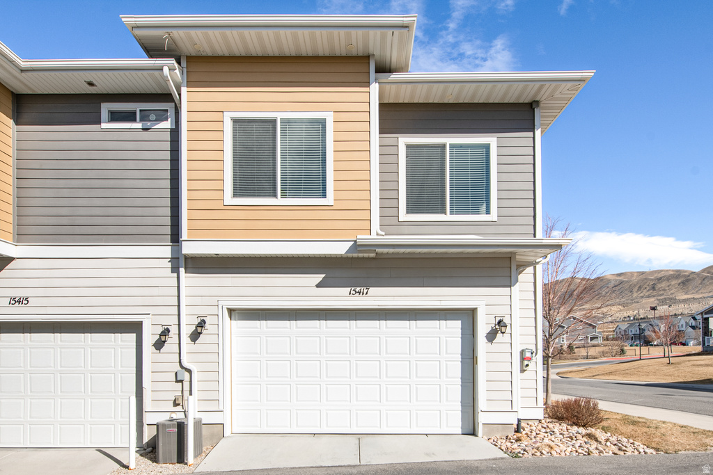 15417 S NAVY TRAILS LN Bluffdale, UT 84065
