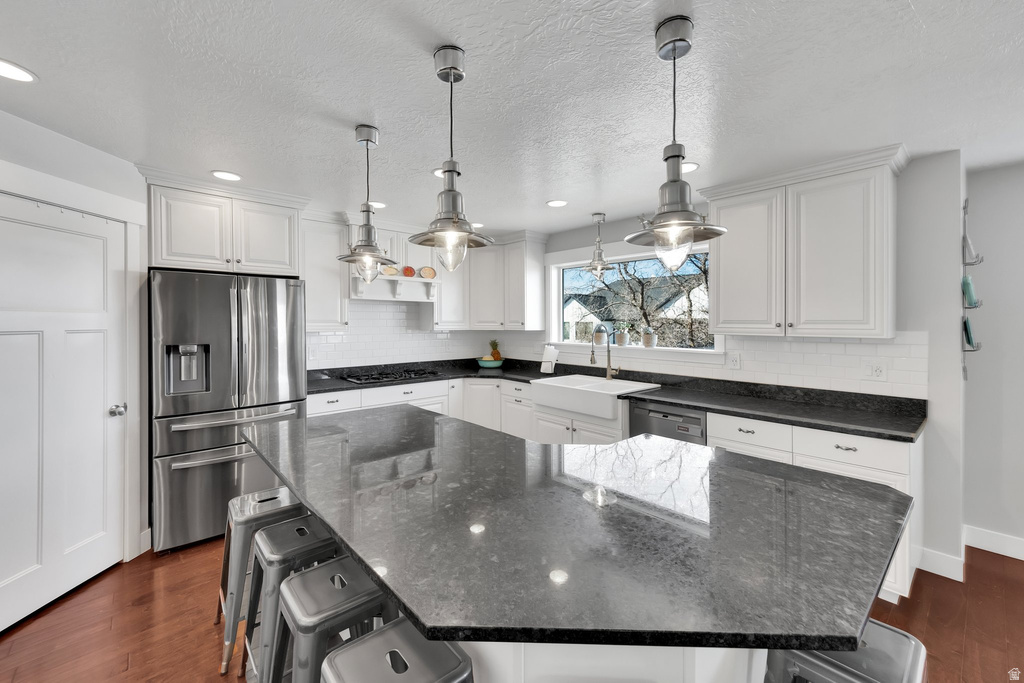 1072 S 925 E Salem, UT 84653