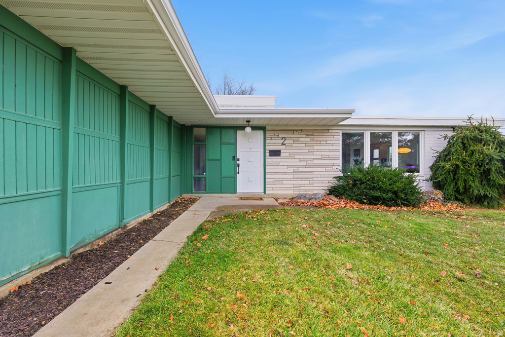 2 E WICKER LN Bountiful, UT 84010