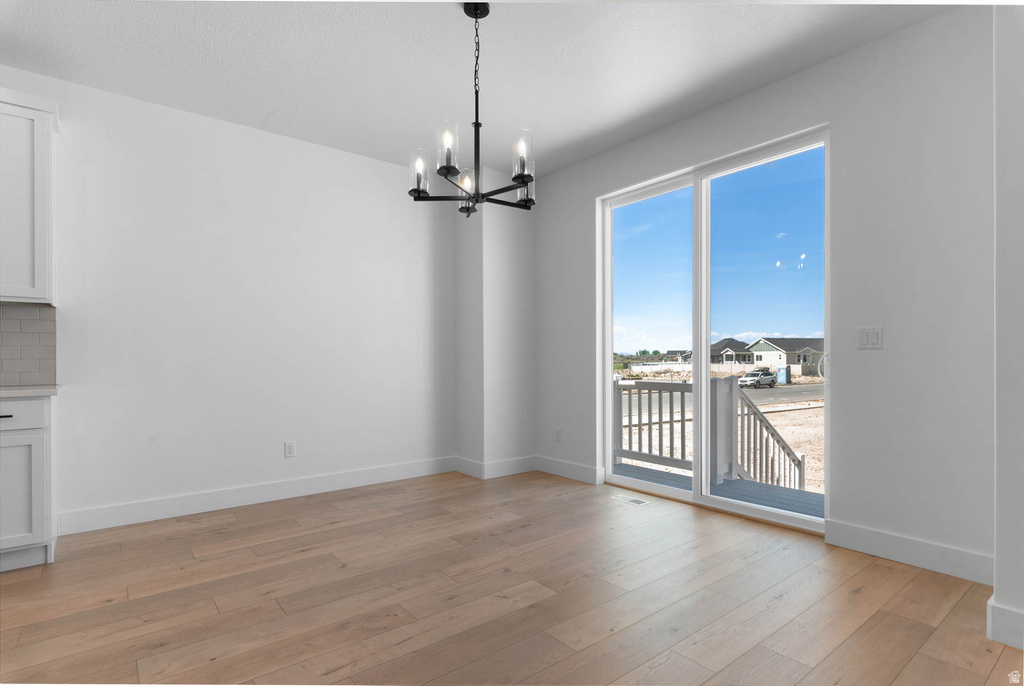 3828 W 2300 N Clinton, UT 84015