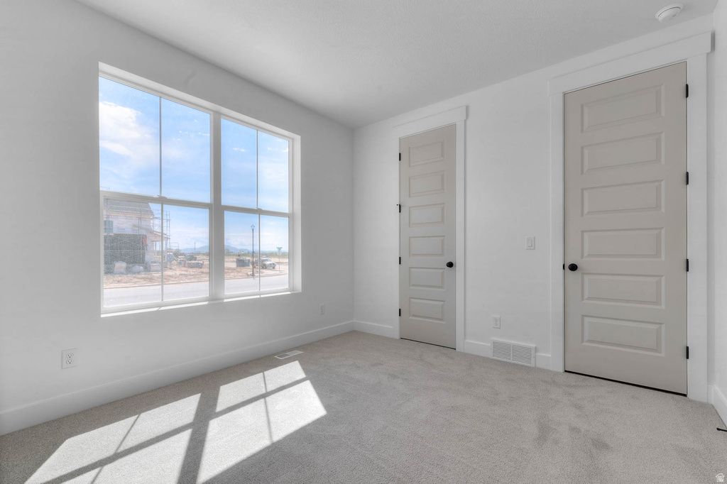 3828 W 2300 N Clinton, UT 84015