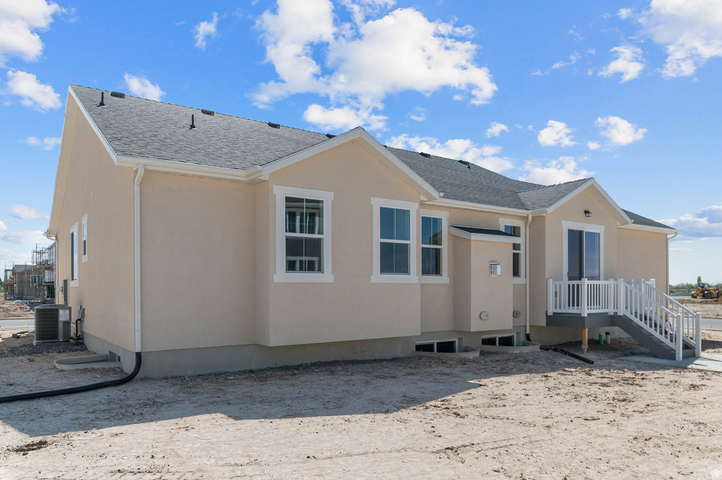 3828 W 2300 N Clinton, UT 84015
