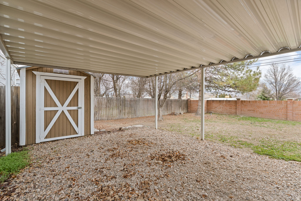 1310 W COUNTRYWOOD LN West Jordan, UT 84088