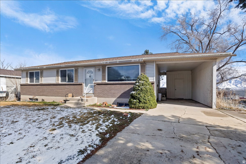 6293 S BEN AIR DR Taylorsville, UT 84129