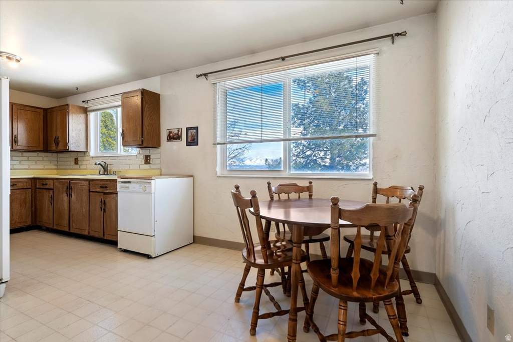 6293 S BEN AIR DR Taylorsville, UT 84129