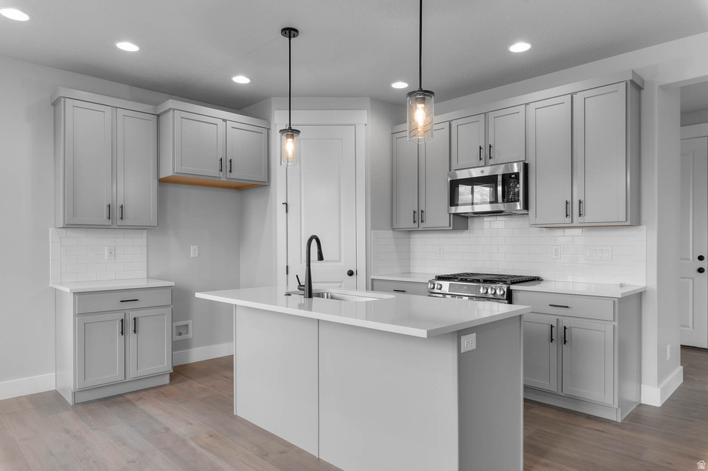 5022 W GREEN ASH LN Highland, UT 84003