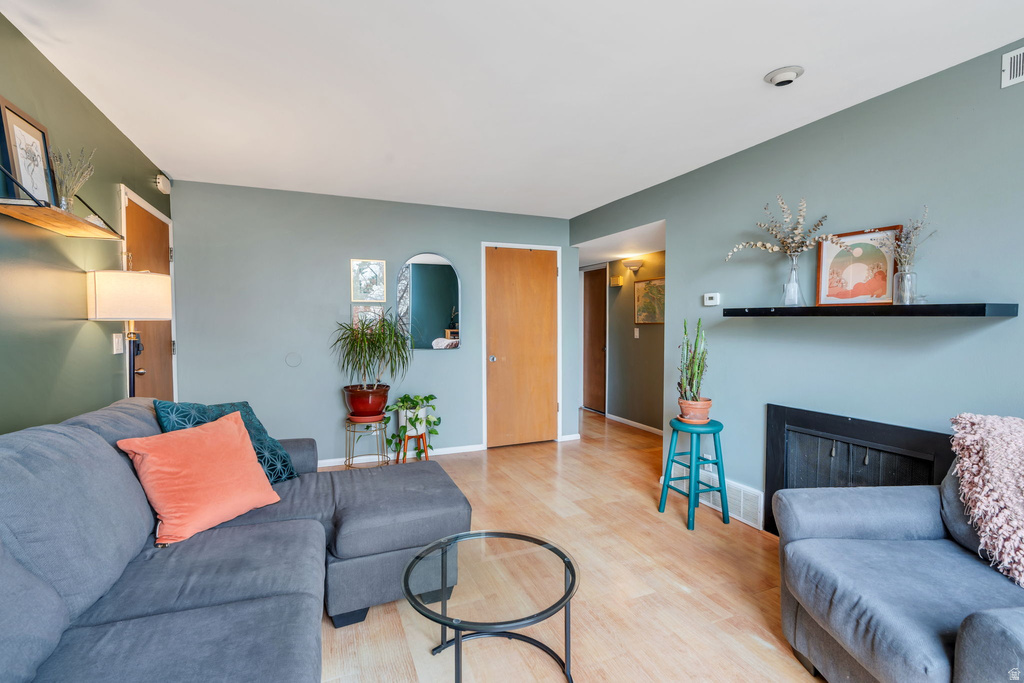 438 N CENTER ST #201 Salt Lake City, UT 84103