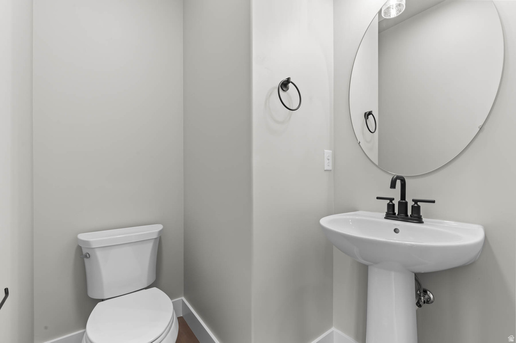 4992 W GREEN ASH LN Highland, UT 84003