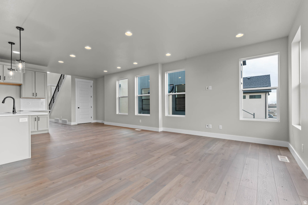 4992 W GREEN ASH LN Highland, UT 84003